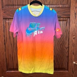 The Nike Tee. Short sleeve Size Small